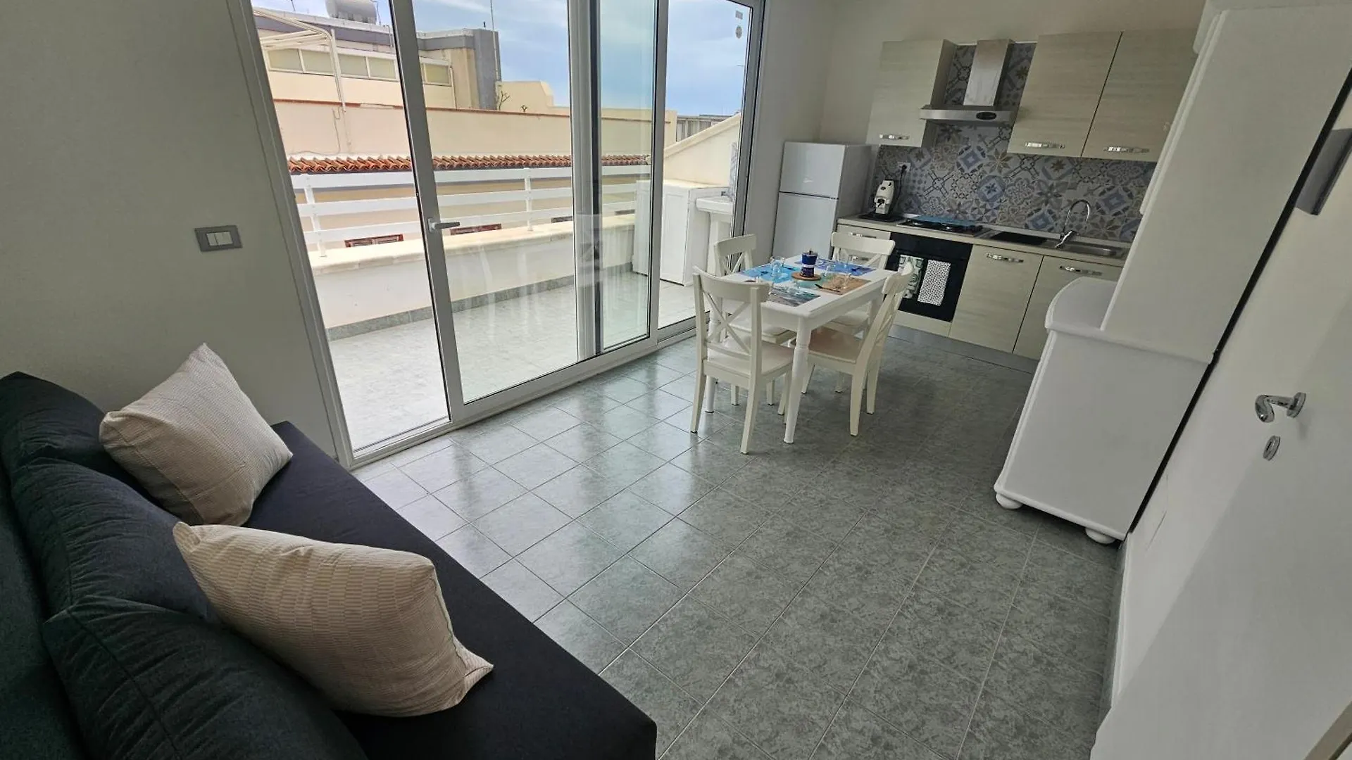 Solmarina Holiday House مارينا دي راغوزا 0*,  إيطاليا